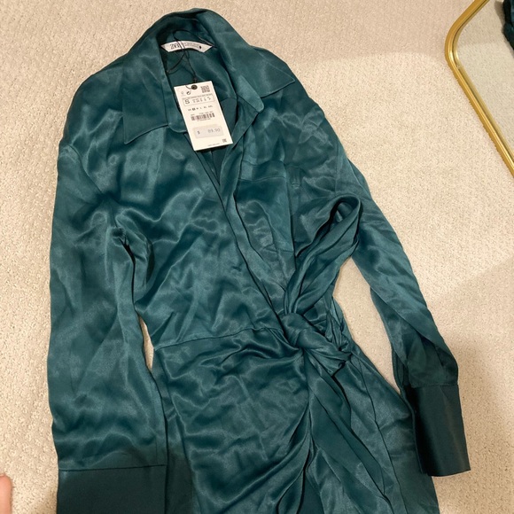 Zara NWT long sleeve silk green wrap dress - Picture 8 of 10